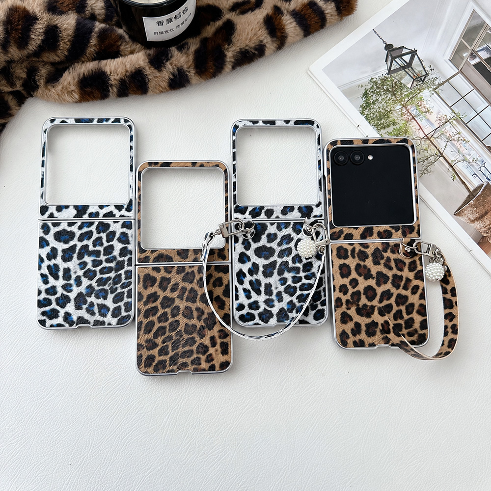 Phone Cases With Camera Cover - Leopar Baskılı Katlanabilir Kapaklı Telefon Kılıfı