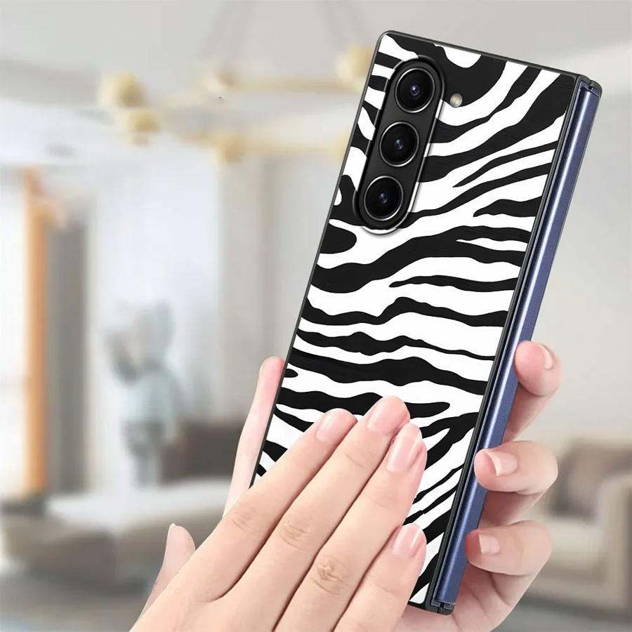 Zebra Çizgili Ayçiçeği Arka Te - Phone Cases Z Fold 7 incelemesi ve fiyatı